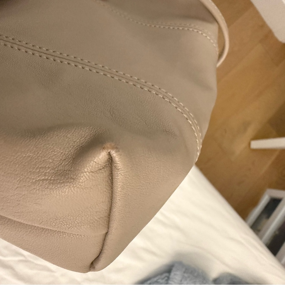 Longchamp Le Pliage Cuir Leather Crossbody - Picture 12 of 12